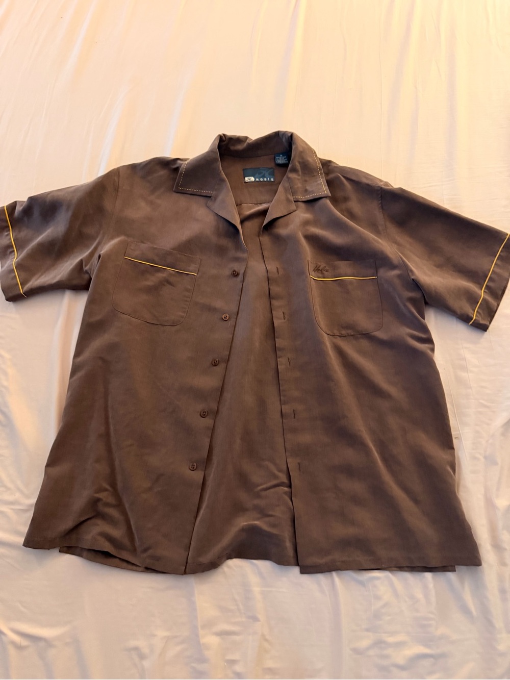 Hobie Brown Short-Sleeve Button-Down Shirt with Yellow Trim